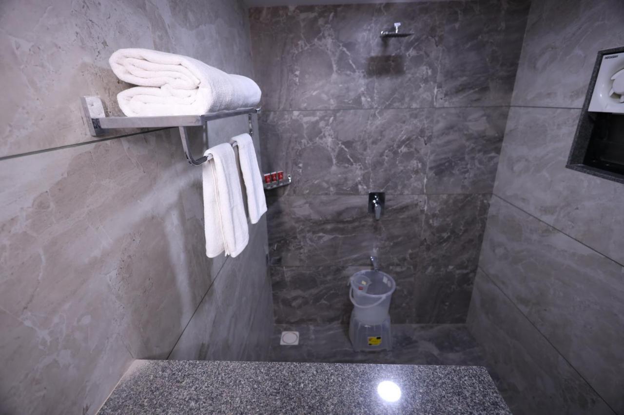 Lords Eco Inn Navsari Exteriér fotografie
