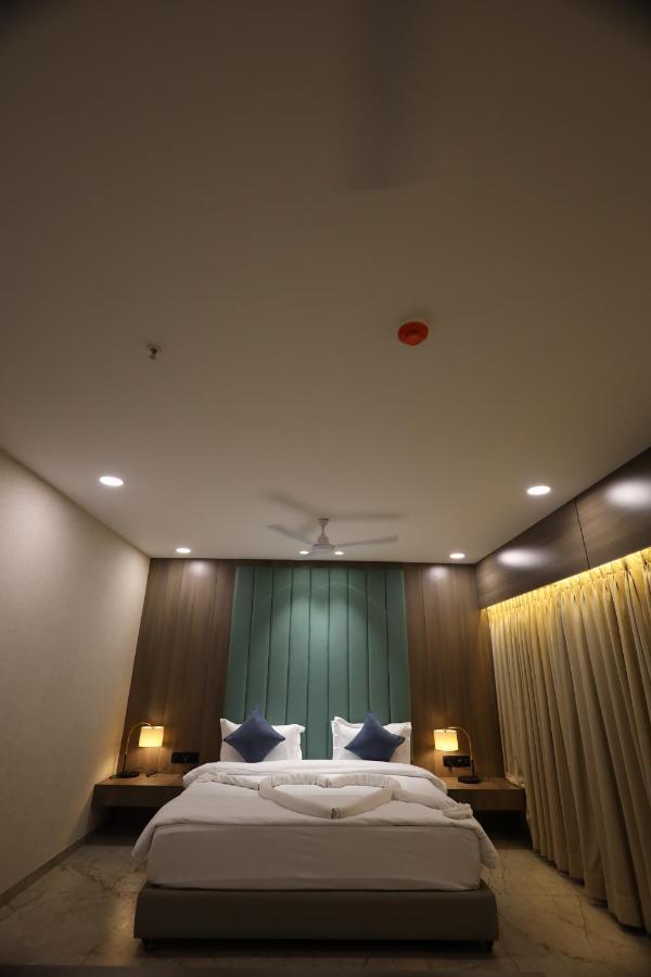 Lords Eco Inn Navsari Exteriér fotografie