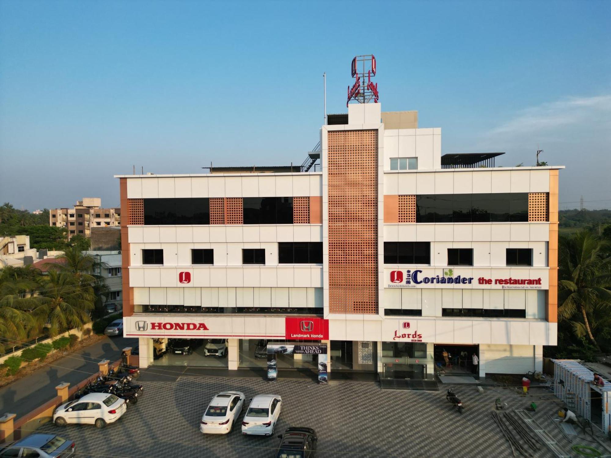 Lords Eco Inn Navsari Exteriér fotografie