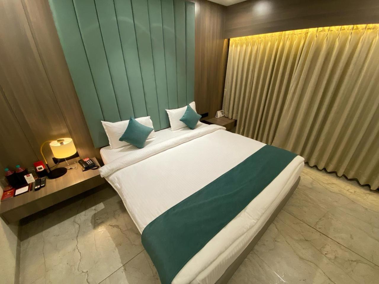 Lords Eco Inn Navsari Exteriér fotografie